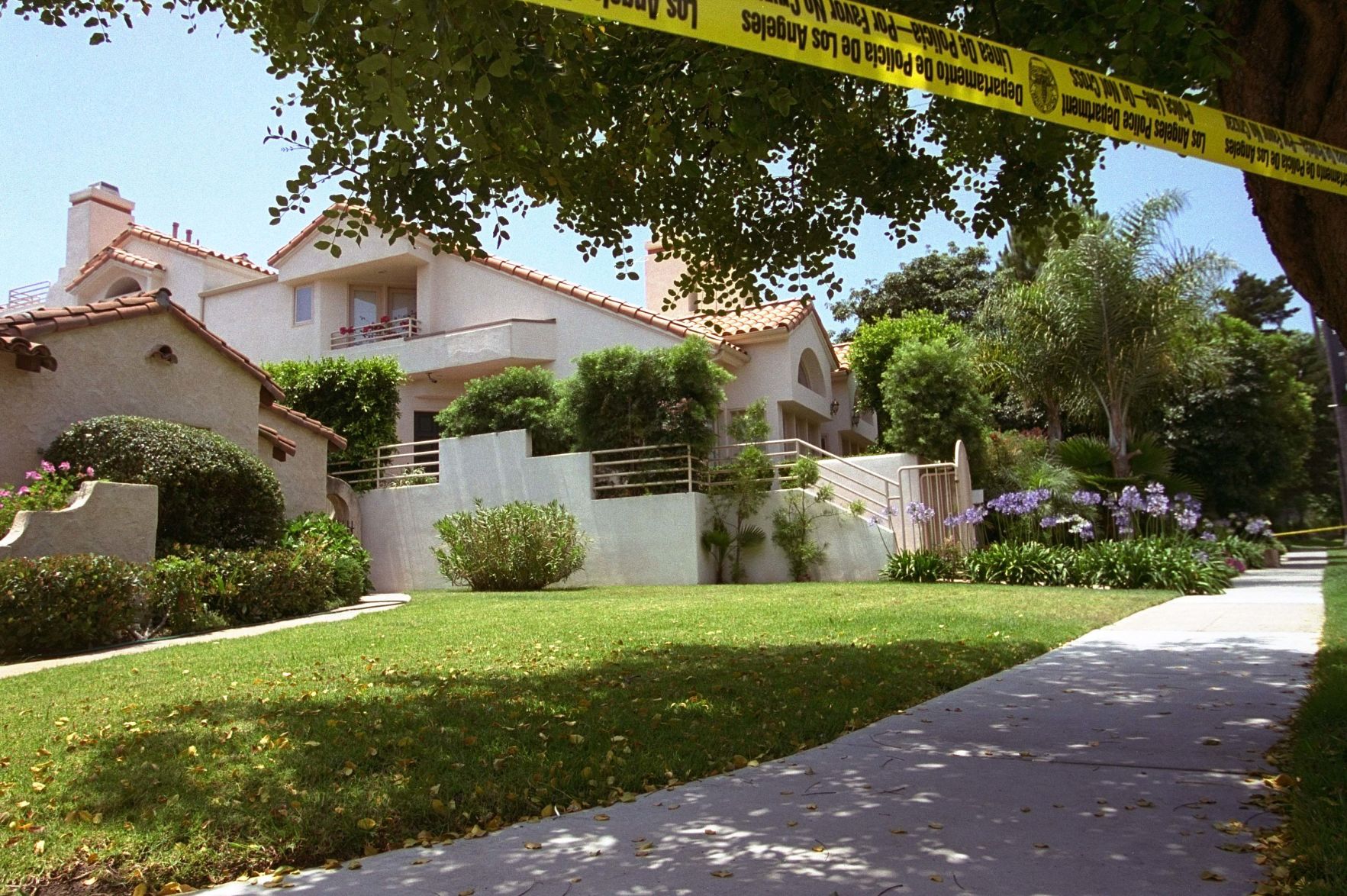 1994: Nicole Brown Simpson & Ronald Goldman